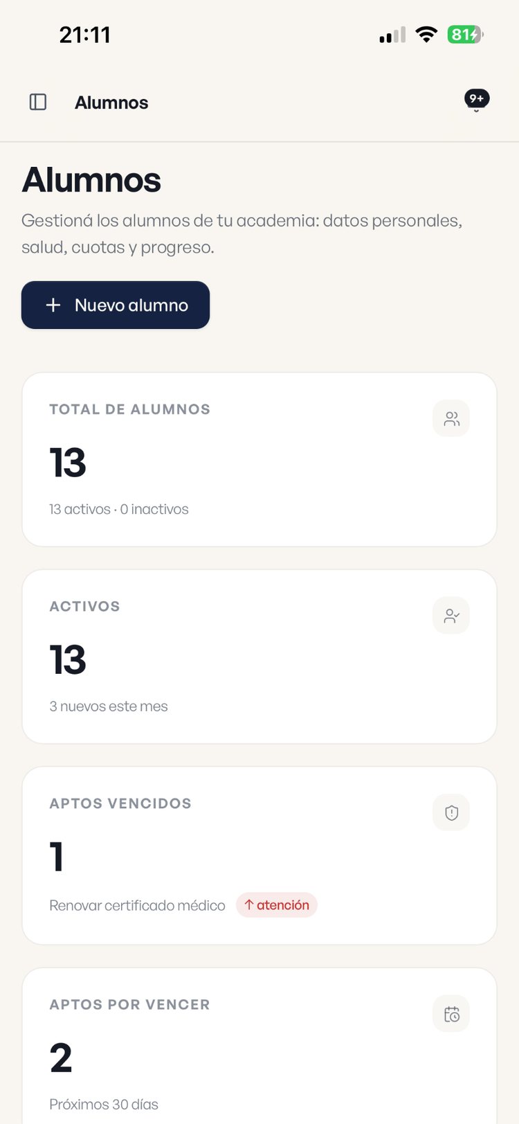 Pantalla de alumnos en móvil